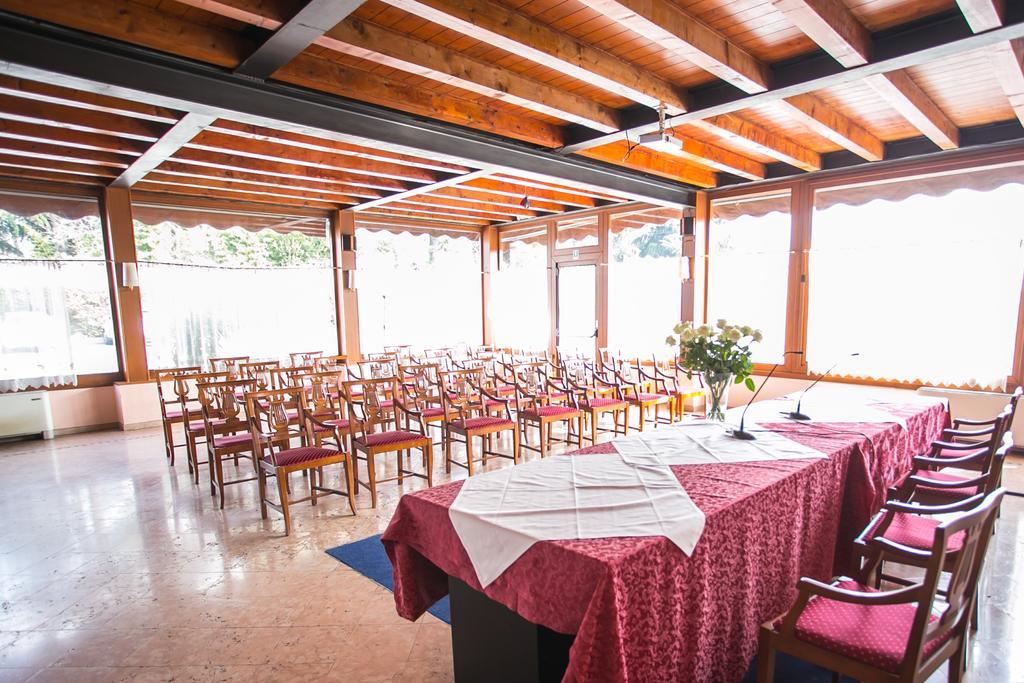 Primotel Brescia Bagian luar foto
